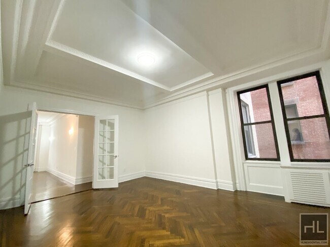 Building Photo - WEST 58 STREET Rental