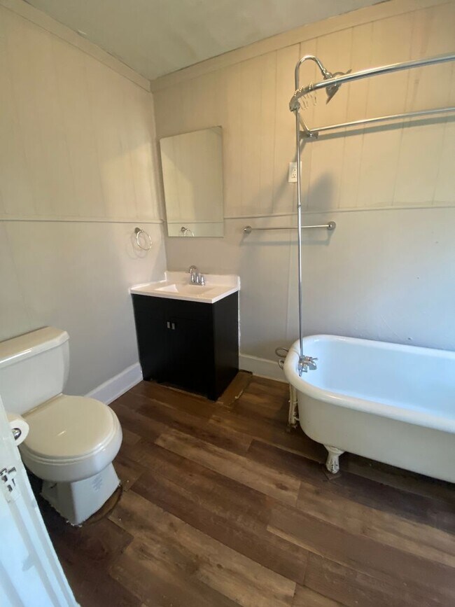 Photo - 312 N 6th St Unit #2