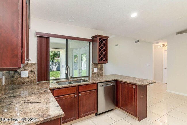 Photo - 1040 Big Horn Cir NW