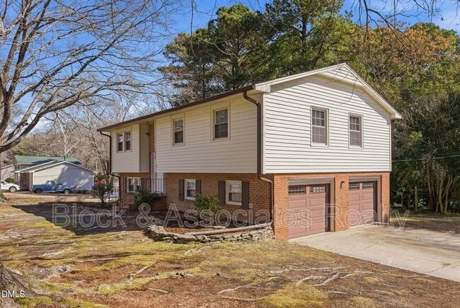Photo - 1200 Boxwood Ln