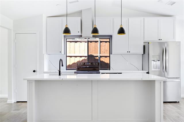 Photo - 8400 Willow Creek Dr