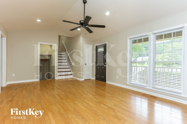 Photo - 5395 Telford Ct