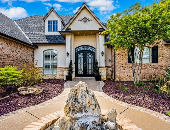 Photo - 404 NW 76th- Hot new listing!