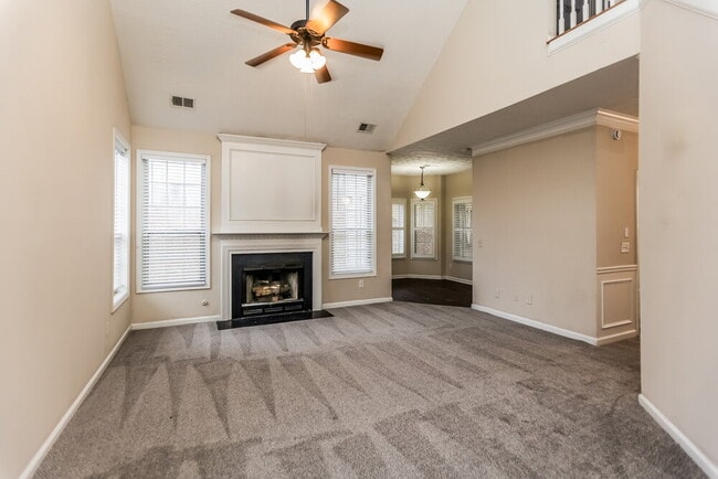 Photo - 169 Weatherstone Dr