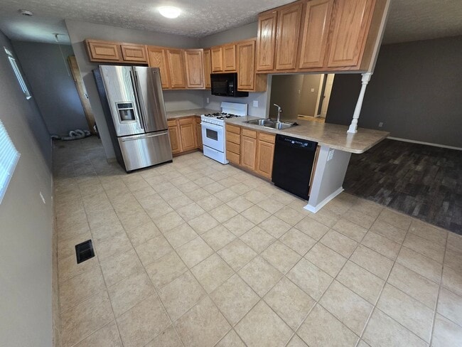 Photo - 4 Bedroom House