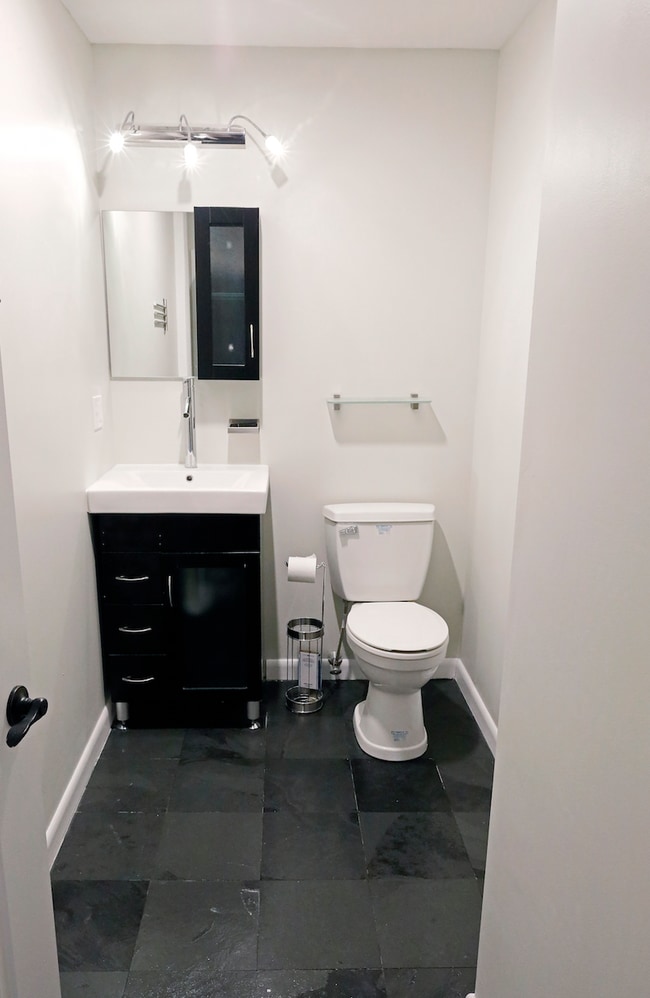 Photo - 150 Chestnut St