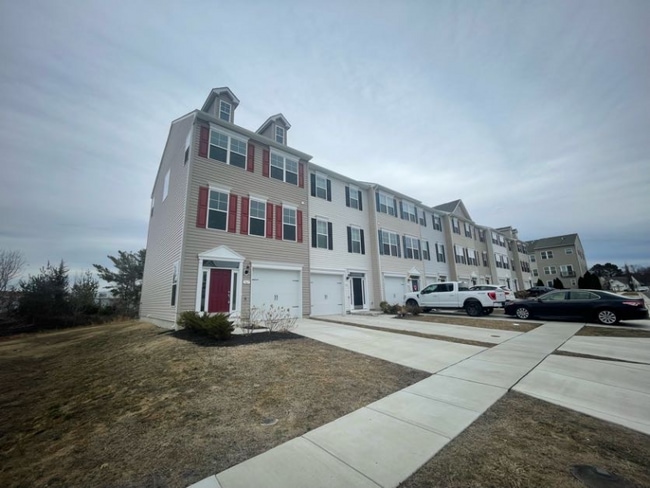 Photo - 351 Ashby Commons Dr
