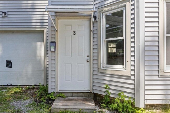 Photo - 21 Hyde St Unit 3