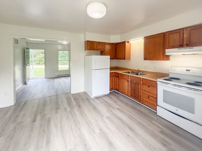 Photo - 496 Lancaster Creek Dr