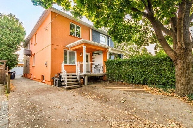 Photo - 37 Bristol Av Unit Upstairs 2BR