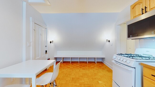 Photo - 86 Edwards St Unit 3