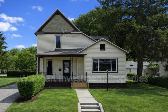 Building Photo - 714 N Metcalf St