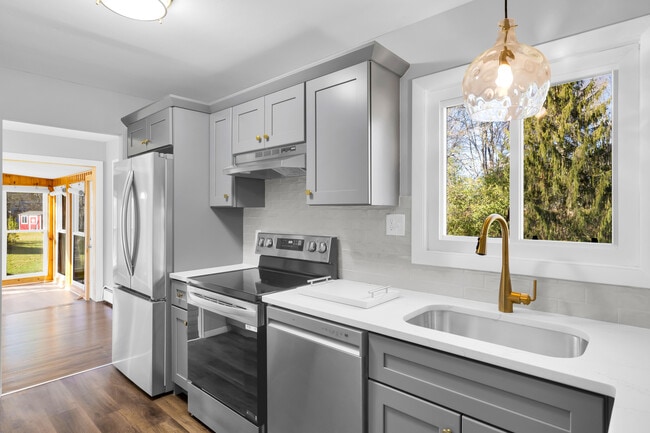 Photo - 26 Seminole Cir