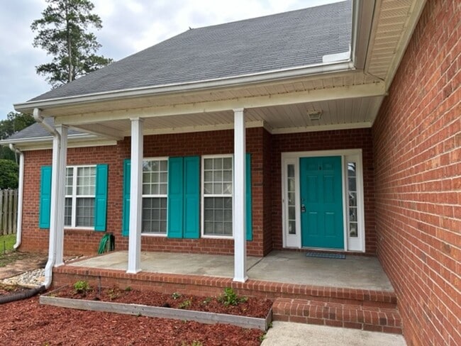 Photo - Beautiful 4 BR, 2 BA home for rent in Martinez, GA - Columbia County