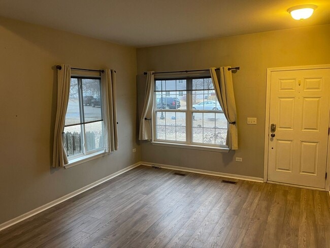 Photo - 334 Gregory Ln