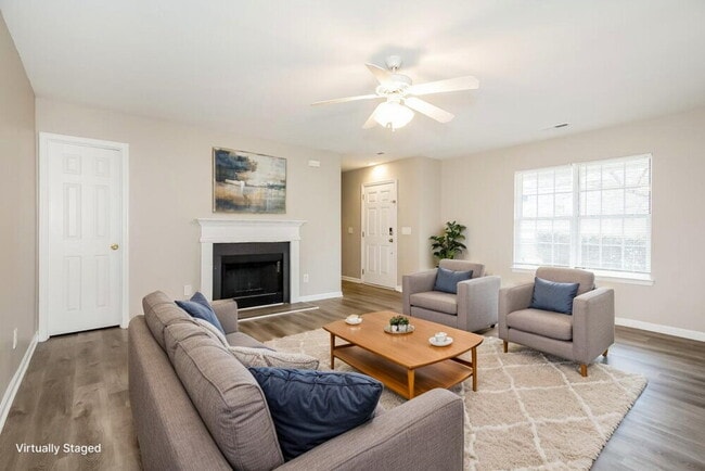 Photo - 407 Chelton Oaks Dr