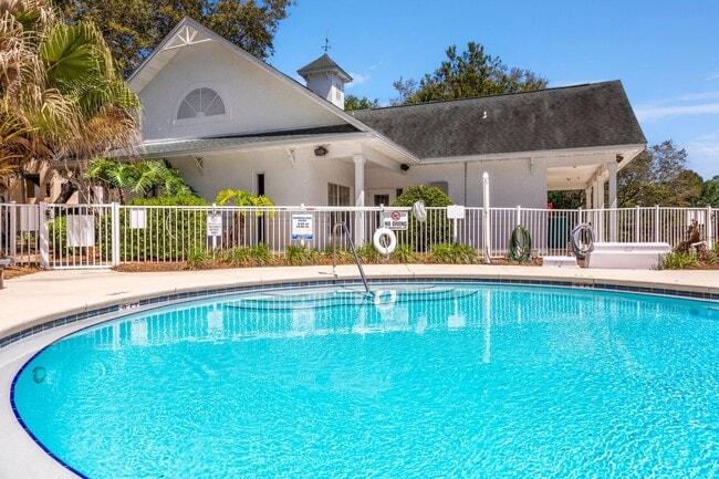 Photo - Ground Floor condo at the Florida Club!! Unit 112