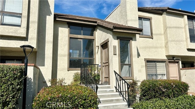 Photo - 4878 Embassy Cir