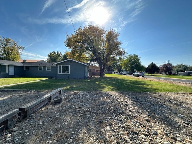 Photo - 20219 Unit 20219