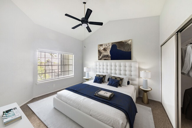 Photo - The Madison on the Lake