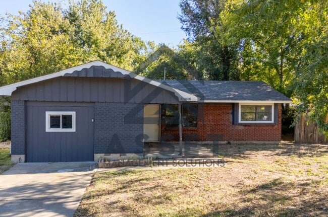 Photo - Cute 4 bedroom House