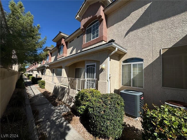 Photo - 1145 Nevada Sky St Townhome