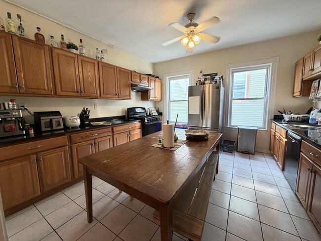 Photo - 1 Sachem St Unidad 3