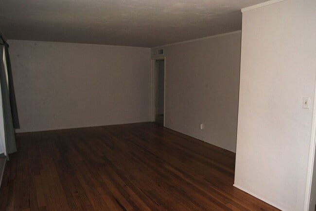 Photo - 3005 Spruce St