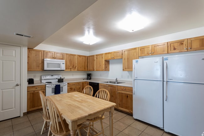 Photo - Apartments @ Falls Crossing Phase &quot;1&... Unit Apply Now