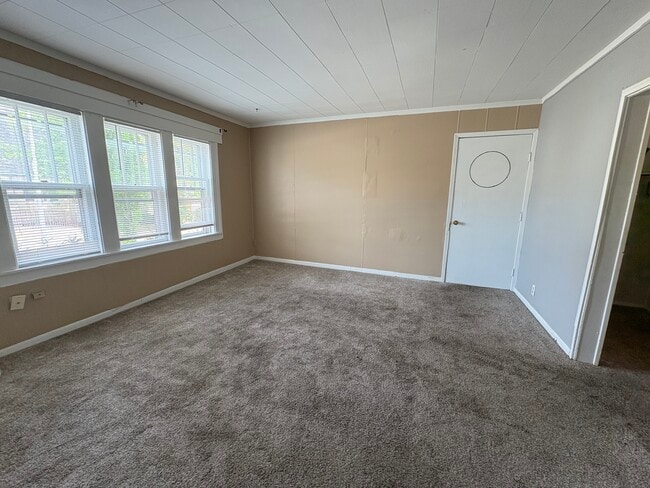 Photo - 5715 W Mitchell St