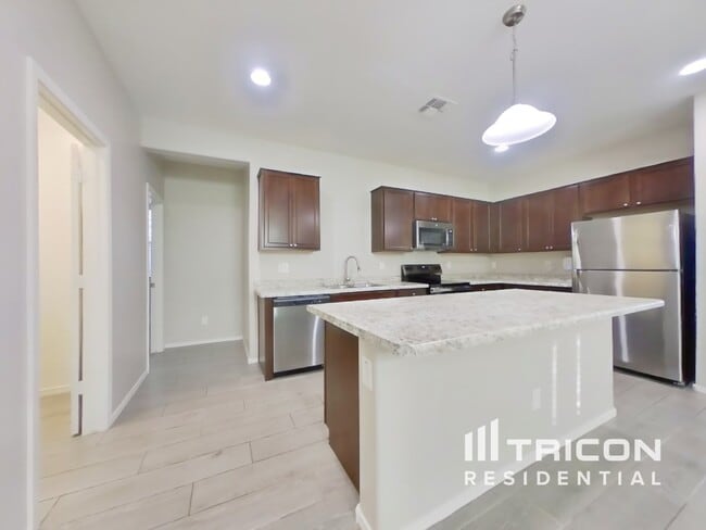 Photo - 17532 W Monte Lindo Ln