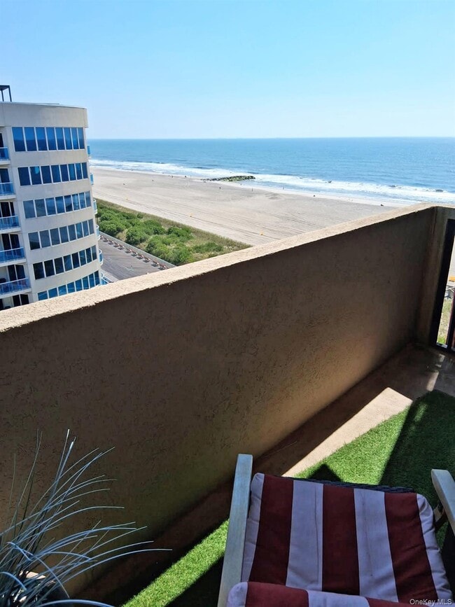Building Photo - 360 Shore Unit 9C Rental