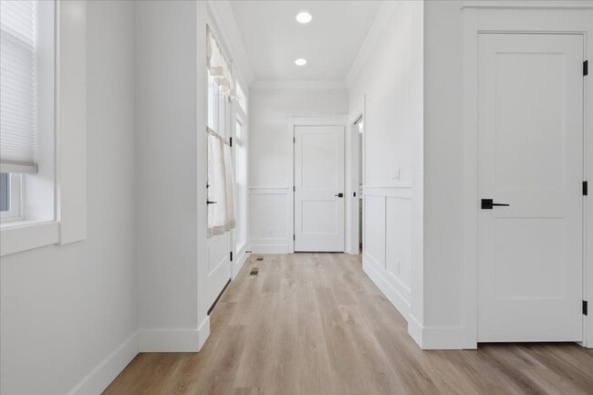 Photo - Heart of Eagle 3 Bed 2.5 Bath