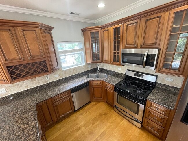 Photo - 6229 N Richmond St Unit 3N