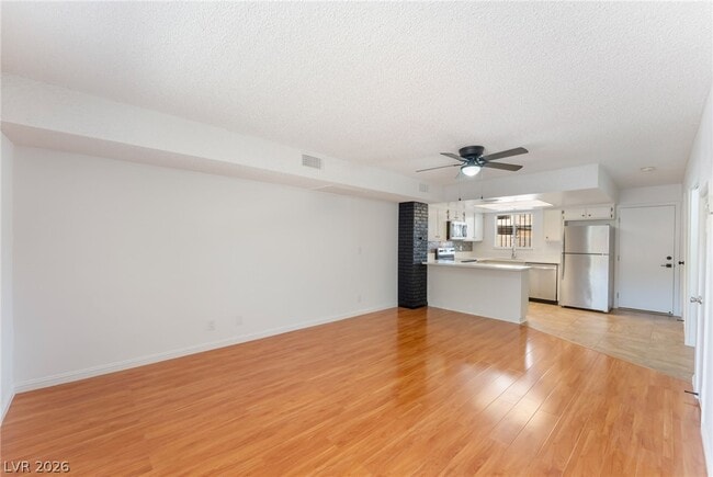 Photo - 1406 N Jones Blvd