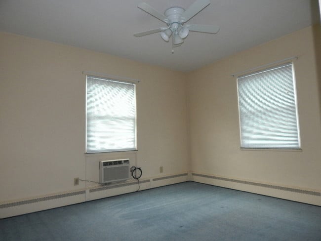 Photo - 2504 15th St Unit 4