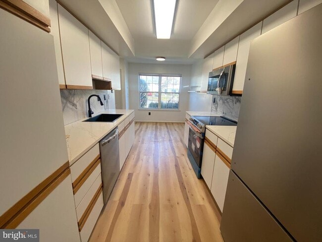 Photo - 6603 Colonial Ct