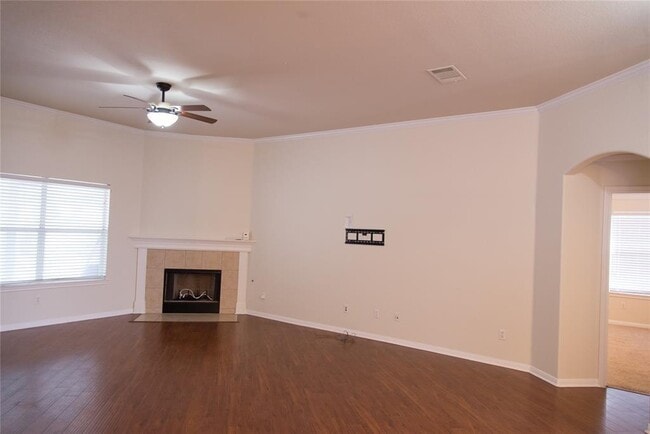 Photo - 808 Broken Trace Ct