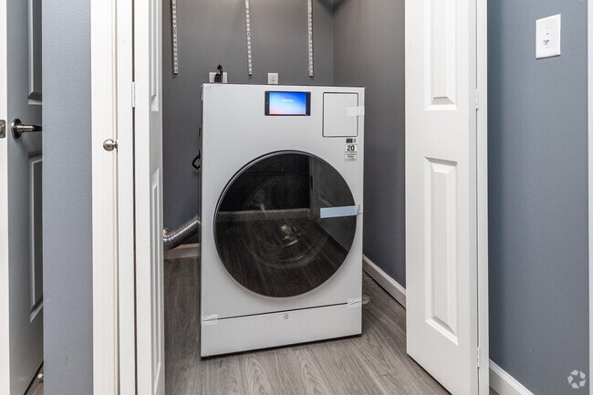 2BR, 1BA - 847SF - Laundry Room