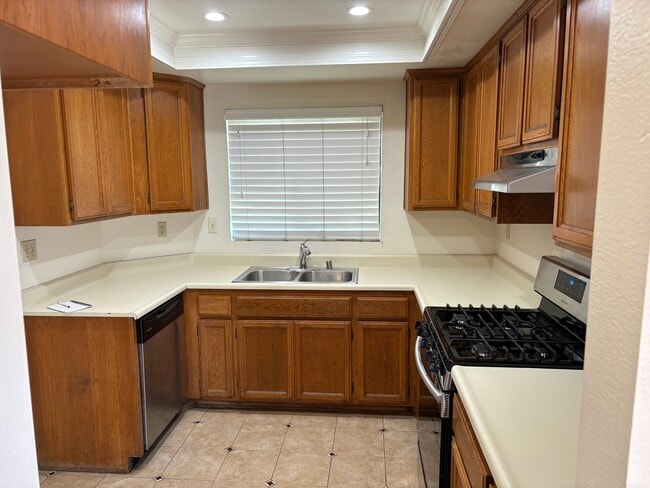 Photo - 7562 Coyote Creek Ct