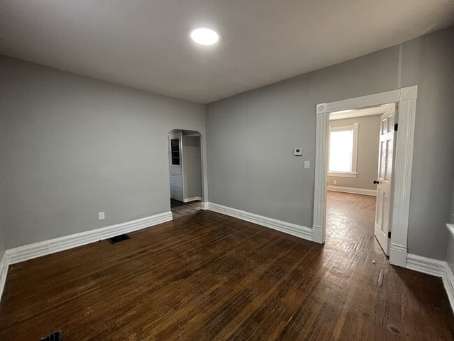 Photo - 220 W Park Ave