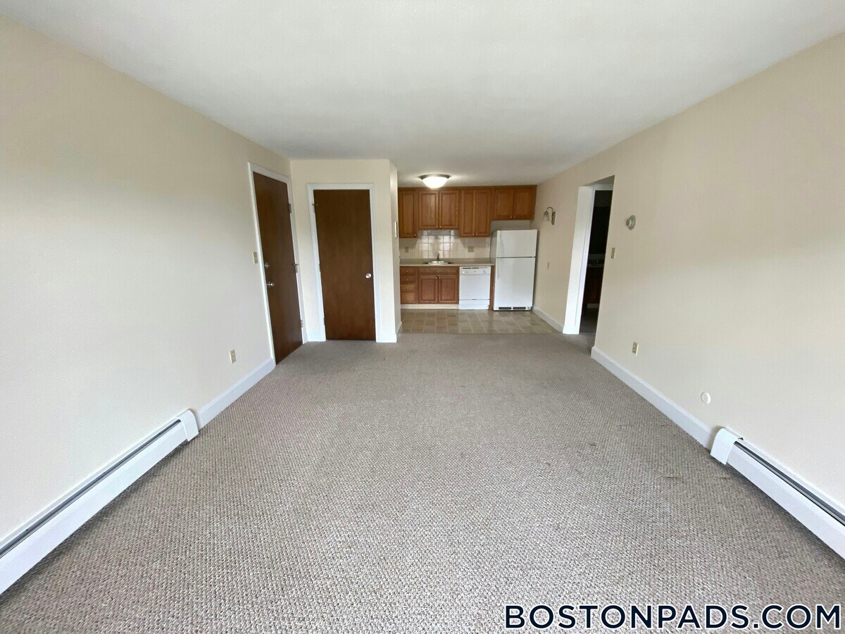 Photo - 4 Brattle Dr Unit 33