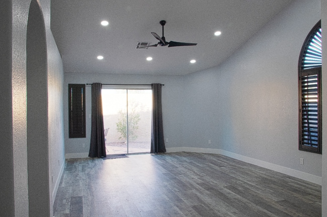 Photo - 3940 E Orchid Ln