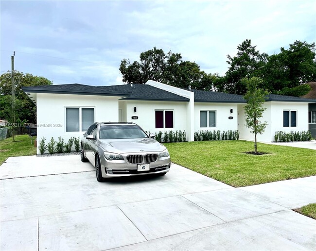 Building Photo - 1234 NW 102nd St Rental