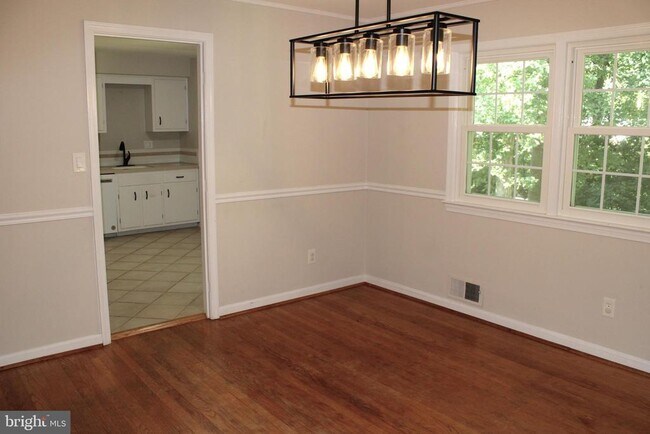 Photo - 3606 Barkley Dr