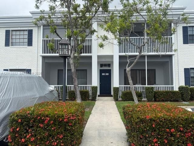 Building Photo - 170 Cypress Club Dr Unit 733