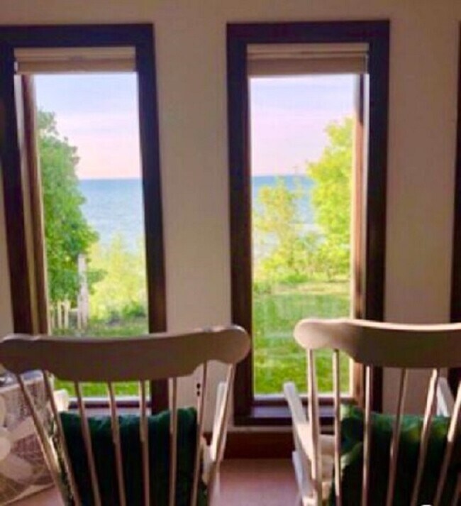 Photo - 610 Riverside Dr