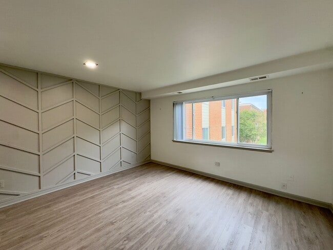 Photo - 3500 Beech Ave