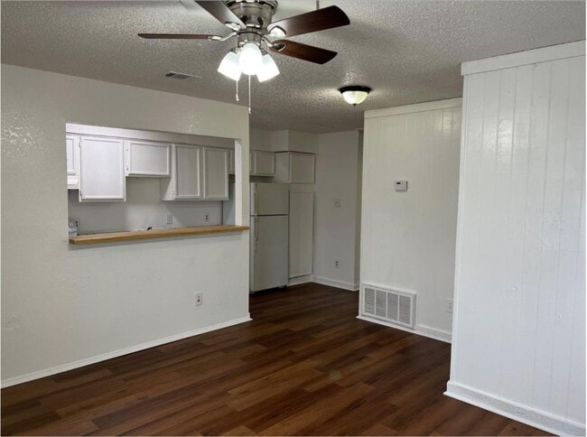 Photo - 5312 Humbert Ave House