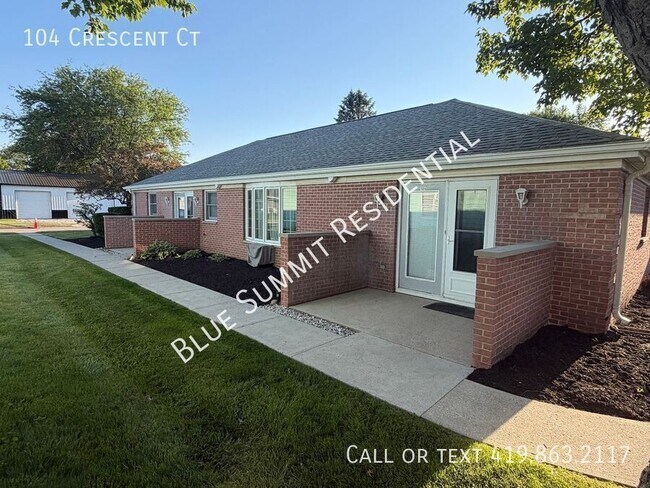 Building Photo - 104 Crescent Ct
